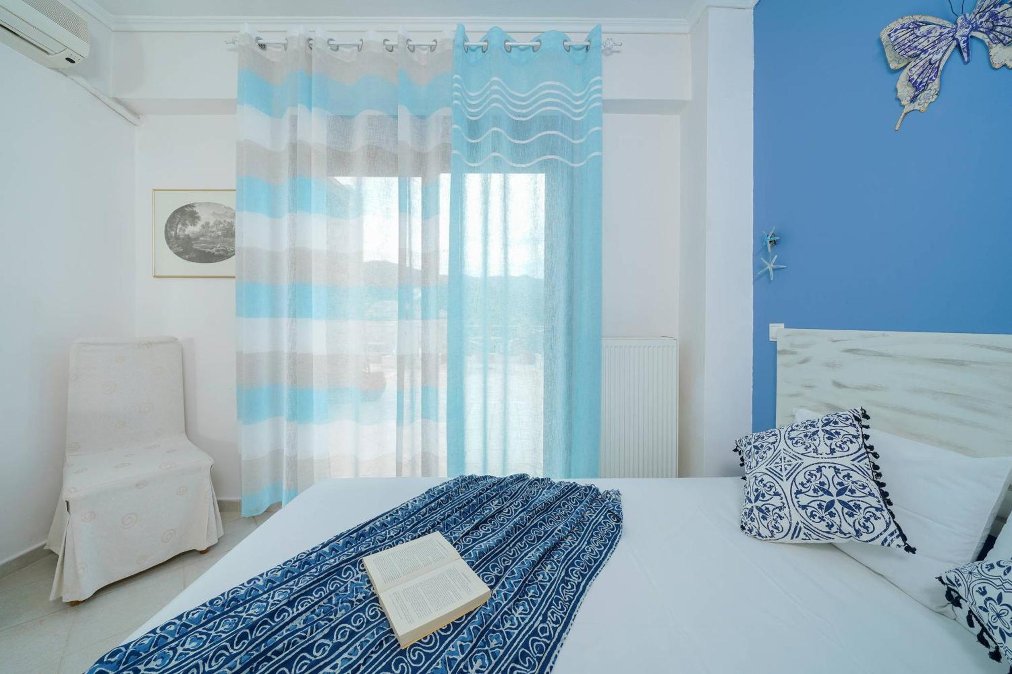 Lina's Sea View